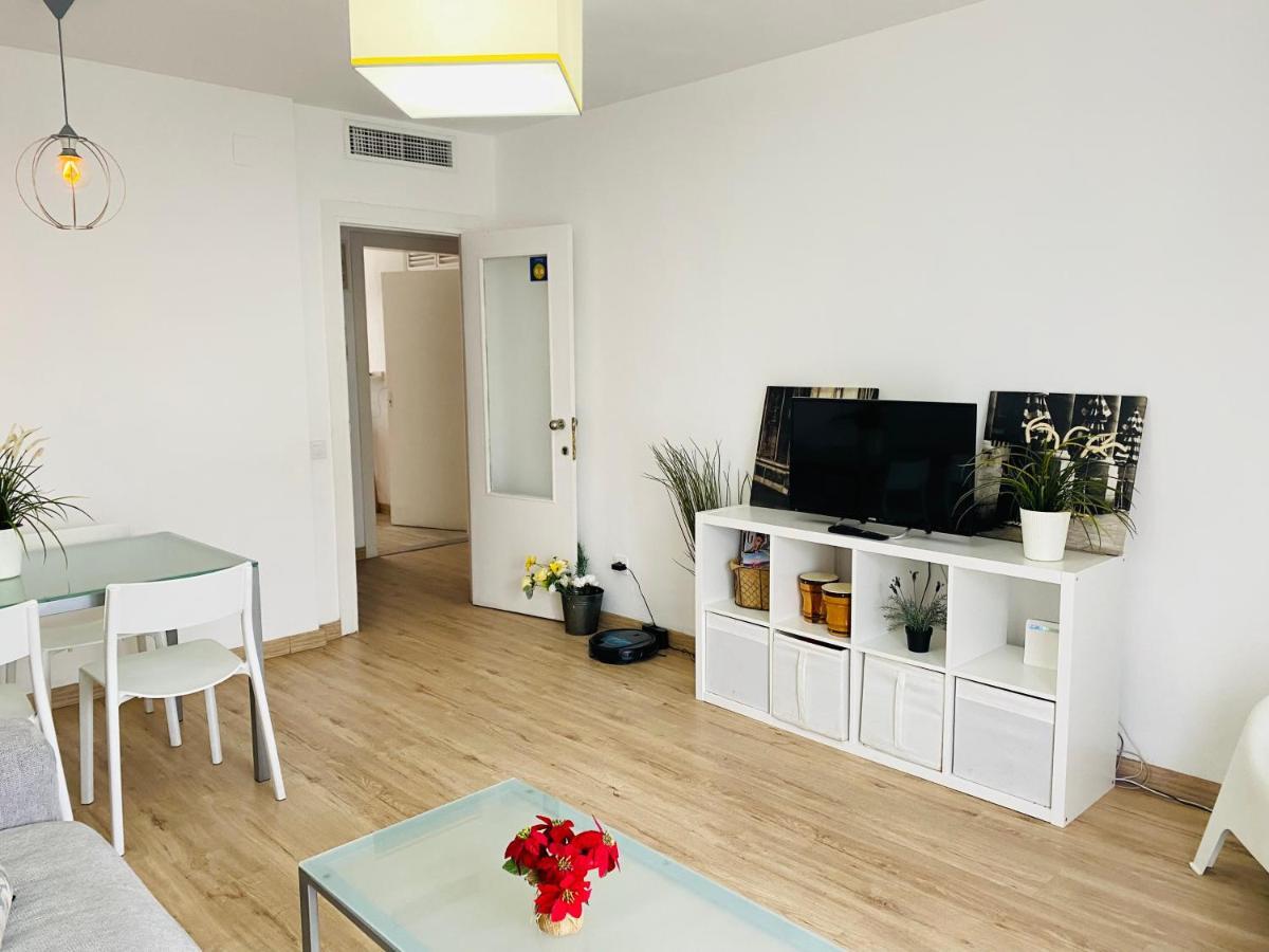 Betis A La Orilla Del Guadalquivir & Vistas A La Giralda Apartment เซบีญา ภายนอก รูปภาพ