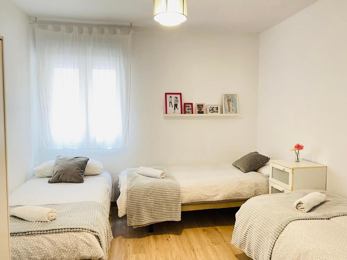 Betis A La Orilla Del Guadalquivir & Vistas A La Giralda Apartment เซบีญา ภายนอก รูปภาพ