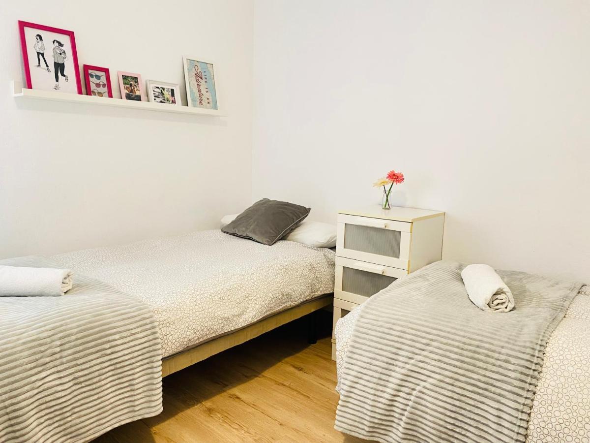 Betis A La Orilla Del Guadalquivir & Vistas A La Giralda Apartment เซบีญา ภายนอก รูปภาพ