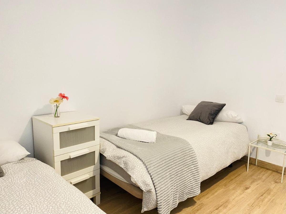 Betis A La Orilla Del Guadalquivir & Vistas A La Giralda Apartment เซบีญา ภายนอก รูปภาพ