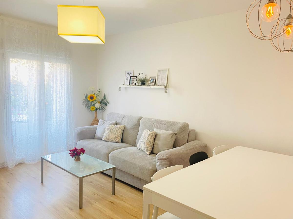 Betis A La Orilla Del Guadalquivir & Vistas A La Giralda Apartment เซบีญา ภายนอก รูปภาพ