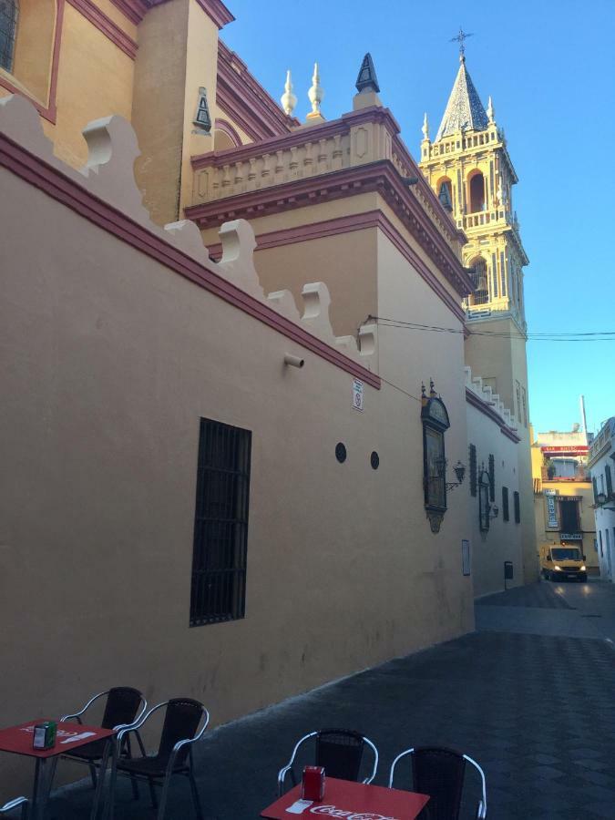 Betis A La Orilla Del Guadalquivir & Vistas A La Giralda Apartment เซบีญา ภายนอก รูปภาพ